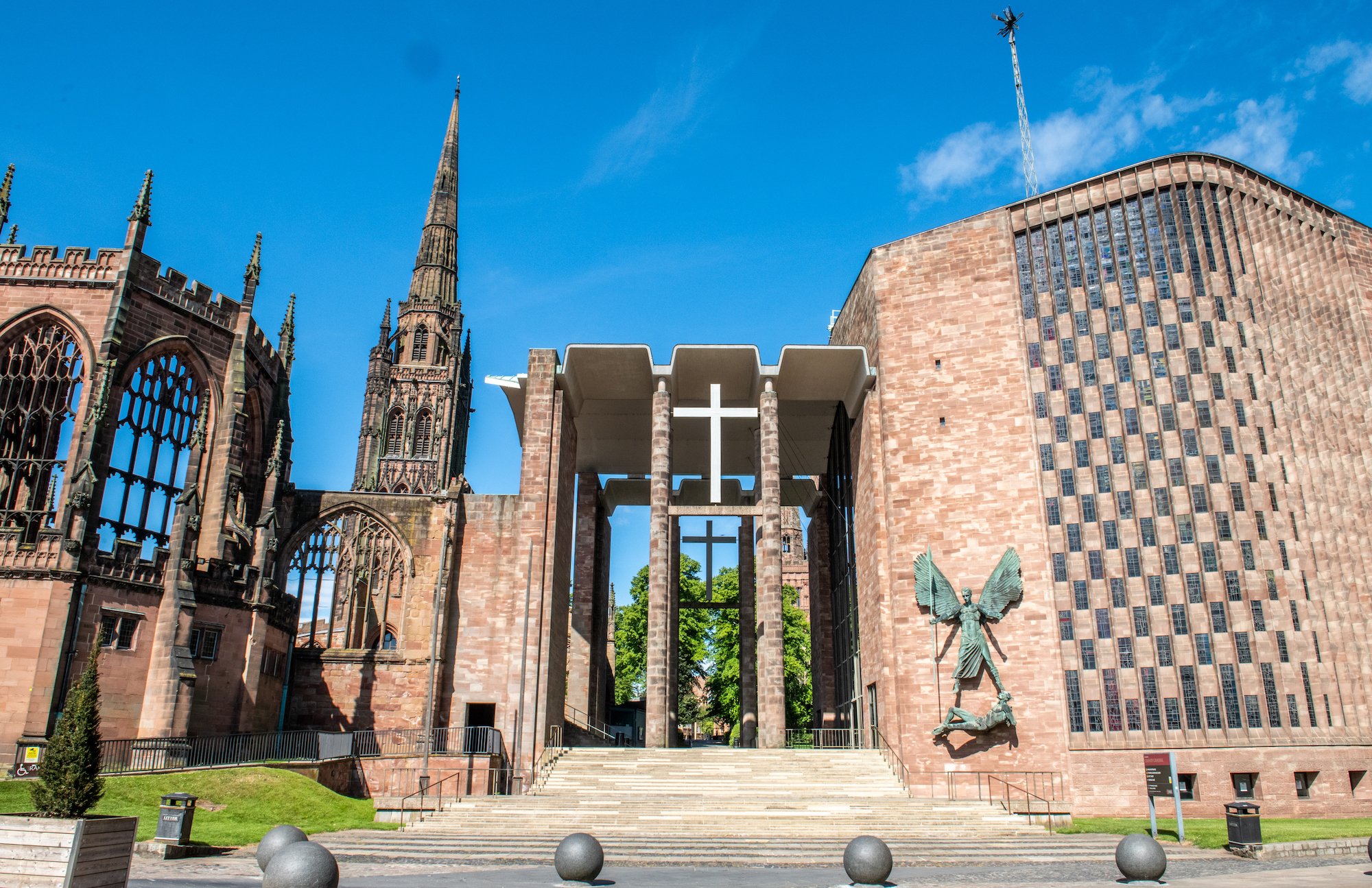 Coventry Cathedral ruins and new building